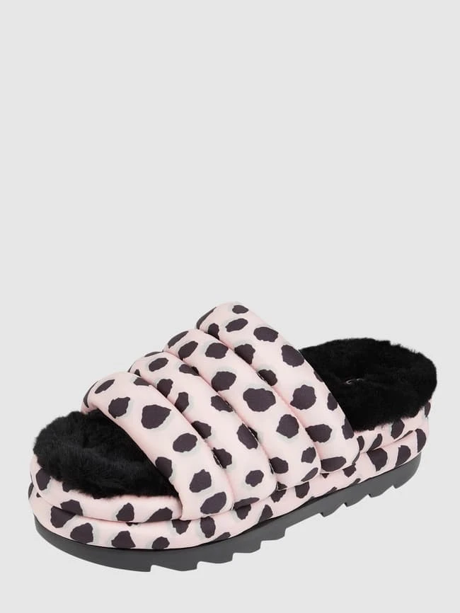 UGG Pantolette Mit Plateausohle Modell 'Maxi Slide' - Rosa 3 UGG Pantolette Mit Plateausohle Modell 'Maxi Slide' - Rosa
