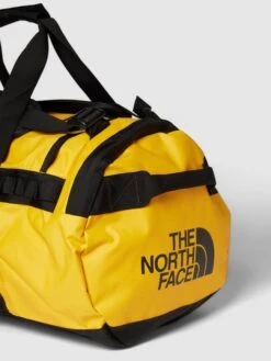 The North Face Weekender Mit Label-Print Modell 'BASE CAMP DUFFEL M' - Gelb -Guesi Bekleidung Geschaft 8p0l6ja294o4ecq5a9758dada8qj8gqjal334gho8hajaiq18l7jil2e9ko54d1ga4p4ac2aap14kgqm6oo3idhgclj3ic1h6ph68e9k6ko3go9l6gp3cchjc4qj2e9ochijcd0