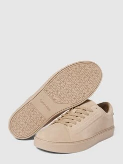 CK Calvin Klein Sneaker Aus Veloursleder Modell 'LOW TOP LACE UP' - Beige -Guesi Bekleidung Geschaft 8p23ei296p3k8jhh8963cladalakojpi6h3kodicacsjgca16h74echka4p4udhmal634iqh9sqkogq1893jior36th30e1kccsm2p9k75hjie1k6tijgohh6gr3gphh6pj62p0
