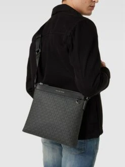 Michael Kors Umhängetasche Mit Allover-Logo - Schwarz