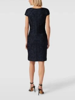 Christian Berg Cocktail Etuikleid Mit Strukturmuster - Marineblau Meliert -Guesi Bekleidung Geschaft 8p5j2iim6go5ajal850koc226cpkajal6sojgga56l252e2m8t3jgca1ad2l2cim8gokoe2i657jeiad9go36ob469i3gchn6hhj2c1k6tijce326kpm8opn6tim6ohncorjie8