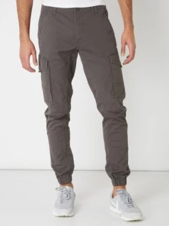 Jack & Jones Cargohose Aus Baumwolle - Anthrazit -Guesi Bekleidung Geschaft 8p5koeah9p7kok218oo3giqd8kp4ehqg6h642d2k8h95cca585a44iq9ah5keh1i6p130khj64s30i2m60o6coj160pj2e1o65ijgc1k74s3ce9pc4q3ed1gc8p6ap1kcgojiog