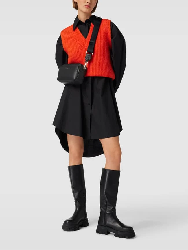 CK Calvin Klein Umhängetasche Mit Label-Applikation - Schwarz 3 CK Calvin Klein Umhängetasche Mit Label-Applikation - Schwarz