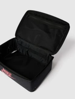 Nike Sneakertasche Mit Label-Print - Schwarz -Guesi Bekleidung Geschaft 8sskkk9h8l838jag8koj6i1o8d932lai713kklai64qj8g9p6t354iq68t9jedpj8t3k8j9g65a42i1n8p3m6dpjclhj2db66th30d9kccom2e1o6li68o9m6csj0d3574om2e8