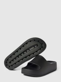 Steve Madden Slides Mit Breitem Riemen Modell 'ASTRO' - Schwarz -Guesi Bekleidung Geschaft 8ssl2c1i6l0k2h2360r5ce1i88skogi18h1lahae9l74cihi853kikhp8l4ksl2i61634c1o851kogi6ako32dr3c9gj0dhkc8oj0dhk6go66o9i6krmccb36cp38pb66lhjec0