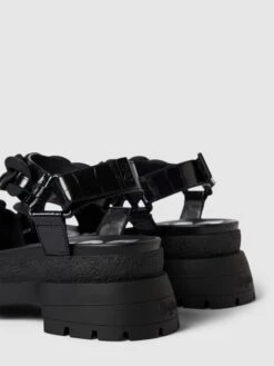 Buffalo Sandalen Mit Label-Print - Schwarz -Guesi Bekleidung Geschaft 8t24qc2ga4pjgkq66crkqlid9d652dqc68rkshhj6da44lhi9da36k9p6134mcij6ssjihpha974eiia653j6phmcoo6cc1gcos34e9kcksjie1j71hmcc32coo3cor5cpi34oo