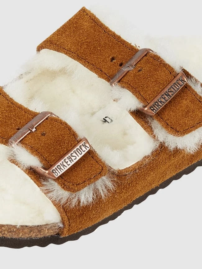 Birkenstock Sandalen Aus Veloursleder Modell 'Arizona' - Camel 4 Birkenstock Sandalen Aus Veloursleder Modell 'Arizona' - Camel – Bild 2