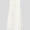 Weise Kleid Mit Schleifen-Detail - Ecru 1 Weise Kleid Mit Schleifen-Detail - Ecru -Guesi Bekleidung Geschaft 8t9jgdq18l3j6l1h6goksjq38p230l2m6hb4me1gap63ae2g710kscih69144h2j6ssl8l9n94o3agpj913j2dj26crm2d31ckr3iopkc9gjcoj26thjgo9i6kp32d336gp66e8