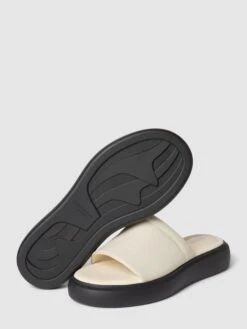 Vagabond Pantoletten Mit Breitem Riemen - Offwhite -Guesi Bekleidung Geschaft 8tb3acq5ah8l0ga89l2keh2594skagaf9kqkukhp9kq58la6716k4ga570o5chpn914lada58p1kgl2a84o3gc1lcgomap366gs68p1k6sqm4e1kclhj6dj3cop3adpo70p62d8