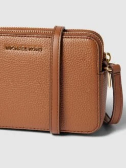 MICHAEL Michael Kors Crossbody Bag Mit Label-Detail Modell 'JET SET' - Cognac -Guesi Bekleidung Geschaft 90olckad8t73ciqg84ql0j9iagr4cj1o9oqjghiia56kac1la574oe1n717kahhmal9k2hpha12kgg9m893j6phocop36c1l6pi68cpk6cp34e1lc5j38c9k6sp34chn70r34c8