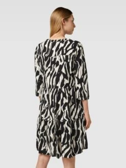 Comma Knielanges Kleid Mit Tunikakragen - Schwarz -Guesi Bekleidung Geschaft 91456jq869242hq68da3ak9h60p54jpg8d74eiik692kgi1j6da4ili371130h9k75832had911jecpi70o6apj46lgm8opj6sq64cpkc4s3aoj66orjap9i6gsm2cb56cpj0c8