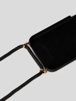 Ideal Of Sweden Smartphone-Hülle Mit Label-Detail IPhone 11/XR - Schwarz 7 Ideal Of Sweden Smartphone-Hülle Mit Label-Detail IPhone 11/XR - Schwarz -Guesi Bekleidung Geschaft 91b3ejij9d93eda69t8k6ga368oj2cqi9d7l4e26a183ej9j9585agqd755k6l9gal93ie25akqk6e1h8co3gdhhc5j3gd9nc4s30p1kc8qmae9ockqjadj6corjiphj6kojgc8