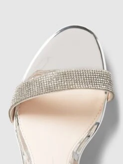 Buffalo Sandaletten Mit Zierbesatz Modell 'MONROE' - Silber 11 Buffalo Sandaletten Mit Zierbesatz Modell 'MONROE' - Silber -Guesi Bekleidung Geschaft 94o4sja469544dig8t84kgib6d6kqc2c6ooj8l219grkajqd8spj6l1m91842l1ia94k6dpg6t856j1m653j2c356sqm4or6c5i62dpk6srjee9jcphjae9jckqm8dpl6sqj4dg