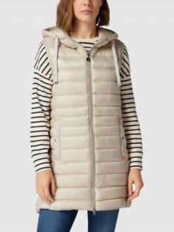 Frieda & Freddies Steppweste Mit Label-Details - Sand -Guesi Bekleidung Geschaft 950kul1pa8qjidi19p558hplagrk4kie719kaka89d546j279h6l0i9n8l83ghqk6pa38k9gaop30dhp6co6adpjchhmachk6sr30opk69hm4eb5c4s66e1ic5hm6c1gc4rj0c0