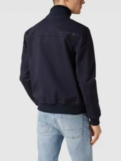 AlphaTauri Jacke Mit Stehkragen Modell 'SROTA' - Marineblau -Guesi Bekleidung Geschaft 951kmd9k91446kii9p434cifa15lceaia92l8d2i6coj0c1j89aksh286db4qja798sjigi1954kkhabad3jio9ocos62d1j70o3idpkc5j30e9k71hjidj6cli30dhm6cp36p8