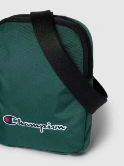 CHAMPION Umhängetasche Mit Label-Stitching Modell 'Small Shoulder Bag' - Bottle -Guesi Bekleidung Geschaft 951l8iac653k8cif696k6ii6a17kce1g6ha46cph912k8eaj714kcci58ko4qli9690j4hpl617k2c9jago30cr368rj6c1o6ti3ep1kcdhm8o9mcph66phmckrj6d1k64sj8oo