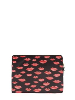 WOUF Tablettasche Mit Herzmuster Modell 'Beso'- Wasserabweisend - Schwarz -Guesi Bekleidung Geschaft 952k8d2c6h9j2c9l8t4l8i1j9d3jiiq58p1jcc1n6p154l2a8d7l2kql6sp58ga78l73gji1ahb4gd9h70o3ccr66csj4d1lcorj6dhk6sr68eb2cgqjgpj3c8q3id1oc8om6co