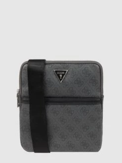 Guess Umhängetasche Mit Logo-Muster - Graphit -Guesi Bekleidung Geschaft 9583idhpah73aghh88q5ci9l6l442ii79p8l2l1j91948gi685akei9gaksl6l288daj2d2d89552jqg9ko62ohncopjed9gckoj4c1k75hjce9i70rmce32cko3eo9icgp66c0