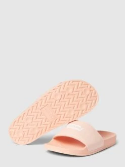 Levi’s® Acc. Slides Mit Label-Print Modell 'JUNE' - Lachs -Guesi Bekleidung Geschaft 98pj4d25a9156k276or44i1l9h2jaj2l6pa3ghhi9d4kkc2490q3acpm697kidpga52l8hpn74r4ici1713j2p1h69gj4cj361h30c1kckpjaoj260s36p336gpj6db365ijce8