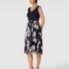 Christian Berg Cocktail Cocktailkleid Mit Floralem Muster - Marineblau Meliert -Guesi Bekleidung Geschaft 98rkucab6col2la8612jagq89kojck9o84r38lamagojadaha0s42c228lal4e9h9d9jgla96pajac23ap3m6cj26pgj6phicpijgp9kc4q3io9jc4sj6chj60ojgpj564sj2do
