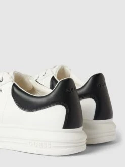 Guess Sneaker Mit Kontrastbesatz Modell 'VIBO' - Weiß -Guesi Bekleidung Geschaft 98s3ihac84rl2lifaks4ajqm851ksjpi9914mk9k9t138ga989846dqkal146j299t14ke9p8da4ol1m713j0chiclhj0ob1c5h30dhk6os66o9n6thj8d1j6spmce36cdij0d0