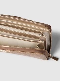 Guess Portemonnaie Mit Allover-Logo - Camel 7 Guess Portemonnaie Mit Allover-Logo - Camel -Guesi Bekleidung Geschaft 9915ah24ap14qh1i8la48i2d9pb3gkhj9d4k4da3ah24skid88r48j1lacq3gha16534shpo9p24sdam9d3j2d1m64r3gc316os3ac9kchh66o9k6phjid356pijco9gchimae0