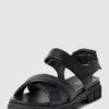 Tom Tailor Sandalen Mit Klettverschluss - Schwarz 1 Tom Tailor Sandalen Mit Klettverschluss - Schwarz -Guesi Bekleidung Geschaft 994j0j276553gdi7996lahqcap6l0dhp6144skhiakrkadic6sp34di1751ksl26a0p3eli9a14kohqe8p3j8db1ccrj4d9pc9gm2o9k68o32e9o6gs68ob26dj30cb565i38e0