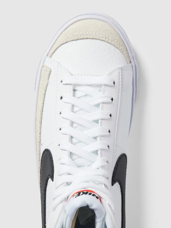 Nike High-Top-Sneaker Mit Label-Details Modell 'BLAZER' - Weiß 5 Nike High-Top-Sneaker Mit Label-Details Modell 'BLAZER' - Weiß – Bild 3