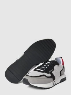 ARMANI EXCHANGE Sneaker Mit Label-Details Modell 'ENGLISH' - Hellgrau -Guesi Bekleidung Geschaft 9d3jegq66l33gi27715j4eaj8d350k23711l0iic6l44odpm716koihn9p332j1p8d0j4gph8p3j8l2j8so3ap9icooj0p1gc4r3id9k74r3coho65ijccb674r68cpgchgjap0