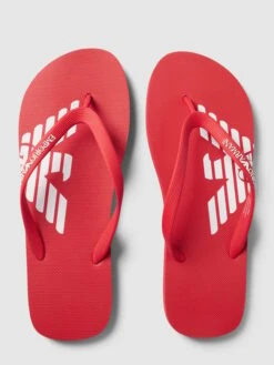 Emporio Armani Zehentrenner Mit Label-Details Modell 'Basic' - Rot -Guesi Bekleidung Geschaft 9d53ee9o85758c2laoskija265530iiiad1kugqf8d94ukai9sqkikqh88sj6c2b84sksghm9p434dpi6h3jior2cdh3gp35c4pj2d1k70ojee35cpijid9m68s3ie3570pm2cg