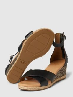 UGG Sandalen Mit Hohem Absatz Modell 'EUGENIA' - Schwarz -Guesi Bekleidung Geschaft 9db4ggpj69b42h9oacs4sl2eap532iqf9524sk249sp4mhqbakrkuii89gp3idih9h3lcipj6t7kah9ka53j2p1l70pj4phh6so36opkcgq32ob46oom6e34cdi66pho6pi30o8