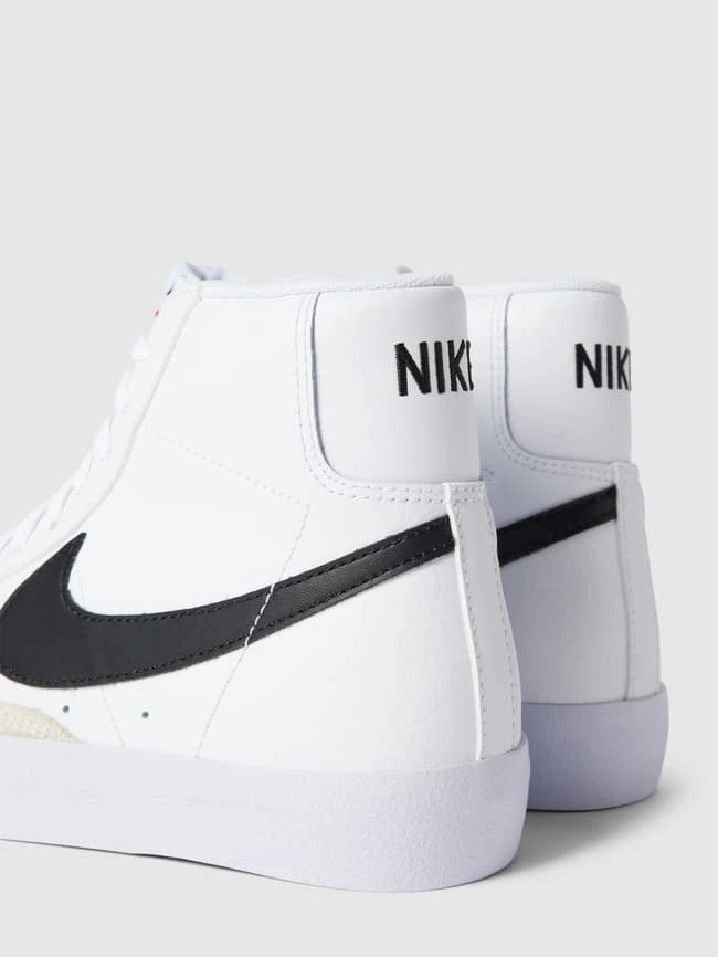 Nike High-Top-Sneaker Mit Label-Details Modell 'BLAZER' - Weiß 4 Nike High-Top-Sneaker Mit Label-Details Modell 'BLAZER' - Weiß – Bild 2