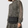 Liu Jo White Clutch Mit Strukturmuster Modell 'Manhattan' - Schwarz -Guesi Bekleidung Geschaft 9kq54iaiah8l0ji8a115acqf6l54ej1m6h9jikqbal1k2jpi652k6ca88t7kec1k9sp5ciag991lcki8853j2e1g75j3cohgc8r36p1k6sp32ob66lhj0c33chh3io9mcpijado