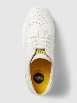 Buffalo Schnürschuhe Mit Label-Details Modell 'ASPHA BROGUE' - Weiß -Guesi Bekleidung Geschaft 9kr34jq26spj0jib8d7k6e9h90rkchhi9hb3egaa717j6hah6d142e9h95346ihg9t94se9k698jgd21753m4e356ss6ad1n75i32d1k64q38o9p74r3ep35cgs62pb36dijgog