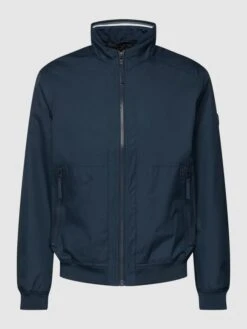 MCNEAL Jacke Mit Stehkragen - Marineblau -Guesi Bekleidung Geschaft 9krk6ki5a13jigq5ada4ekad68q5ciqa6h1j0h9h6tal2jq399336dqj9144ek9iakp36gif8l23adhm8l3j8pb26goj0dj66cqmac1k60oj4o9k61h68cb464r66c9j60om4d0
