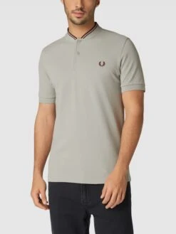 Fred Perry Poloshirt Mit Logo-Stitching Modell 'COLLAR' - Lindgrün -Guesi Bekleidung Geschaft 9oo3ahib611j4i9k98q4ukqcap754ipk6h850jac9164ag9h8co34cqc9t4j2k2a84ol6cqc8p0kii9g6co6cob66pi6cd1p6pgj6p9k6dh68e326csm8dhk69j3gp9h60s66c0