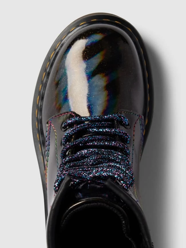 Dr. Martens Schnürboots In Schimmerndem Design - Schwarz 6 Dr. Martens Schnürboots In Schimmerndem Design - Schwarz – Bild 4