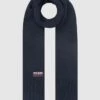 Pepe Jeans Schal Mit Logo-Badge Modell 'Hayes' - Marineblau -Guesi Bekleidung Geschaft 9t1j0cilap158ead8l94mk2g6t5kml9hal4j6c9m8l3l6ii76sq36kpoa16k6dia9t5kaki89p2kclij713m4cb4clh64d9ockp64phk6gq32oj1c8r30pb46dgm4opp65hj0o8