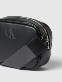 Calvin Klein Jeans Umhängetasche Mit Label-Details - Schwarz -Guesi Bekleidung Geschaft 9t3l0d2lal64gk1j9t5kikiga9akqe219l6l0kpn84o36d219t54oj1maoskci1p8d93ckq39l9j6e2la8o32cpl60oj8cb4cgqjae1kc8p3eob26di64e326phjgdhpc8sjico