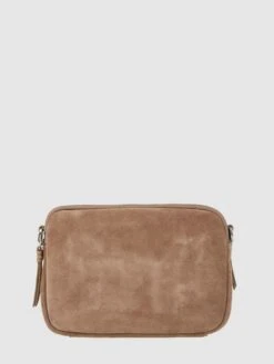 Les Visionnaires Crossbody Bag Aus Veloursleder Modell ''Emily' - Taupe -Guesi Bekleidung Geschaft 9t5k4eai8l7k6hqa6t53eliga184ee2b854lckhk71742dq369akcjpk61738ia49h9l4hih8d83ik9ja13j0dr270q36ohj60s68p9k60o3eoj460q66c1kcph66p33clij4o8