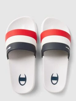 CHAMPION Slides Mit Label-Detail Modell 'ALL AMERICANS' - Weiß -Guesi Bekleidung Geschaft 9t850d9p6d9kek2aahajel9i9da3gkic8d9jcgil6go34h9n6595al9j9db4kl2gal7l4kpk6gr58l246d3j6dr56kom8dr464om8chkccs32e9n70q3cd33cor6ae316lh62co