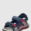 Geox Sandalen Mit Label-Details Modell 'BOREALIS' - Marineblau -Guesi Bekleidung Geschaft 9ta4cli78d6j6hi399a52d276ookilij9p93ekii8t2j0d276964ihq9al9kigq89op3ek9k8t95chi9al3jgdj66sq3ce356oqmco9kckp3ce1g60p36o9m6coj4e1h6hj38pg