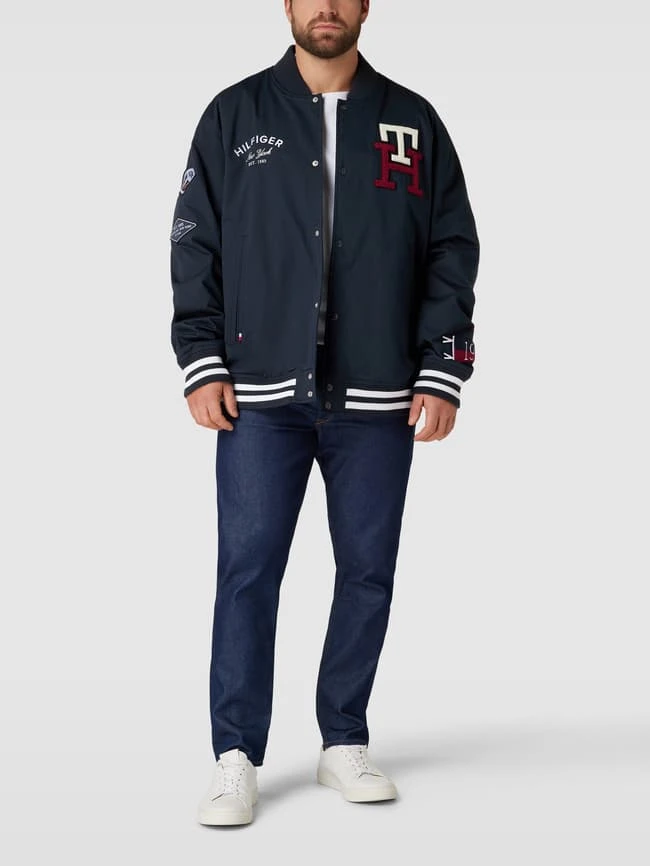 Tommy Hilfiger Big & Tall PLUS SIZE College-Jacke Mit Label-Stitching - Marineblau 3 Tommy Hilfiger Big & Tall PLUS SIZE College-Jacke Mit Label-Stitching - Marineblau