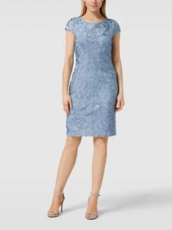 Christian Berg Cocktail Etuikleid Mit Strukturmuster - Jeans Meliert