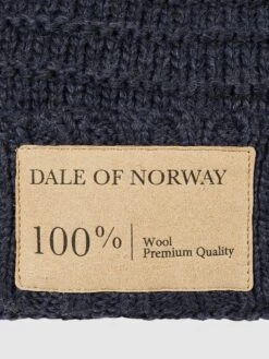 Dale Of Norway Mütze Aus Merinowollmischung Modell 'Måløy' - Marineblau 5 Dale Of Norway Mütze Aus Merinowollmischung Modell 'Måløy' - Marineblau -Guesi Bekleidung Geschaft a1830jid8h54ocpna12jec1j9p5k6jag9l8kikal9t23cl2390rk8iam8d152l1i61aksjad94slah1ma4o6ceb6c8p34d9i68rmcopk6gpjcohn74o62p1i6gqmachk6hj30p0