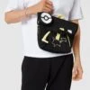 Puma Umhängetasche Mit Pokémon®-Details - Schwarz -Guesi Bekleidung Geschaft a1836kii757kogae7174mia6a99kqiil655l0dq78cr5ac1ja5430d2dad7kke2b94rkuhiba1b4sdqe8t3j8chncgs3ephn6ss3gd9k74rjce3470q66c1k60q64d9p74oj4c0