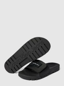 Calvin Klein Underwear Slides Mit Logo-Patch Modell 'VELCRO' - Schwarz -Guesi Bekleidung Geschaft a544ce2c8533ch1j9pa38gqj8orkqiae9oo38h1pa8o58d1o8d7kckq57564siql98sl2h9m8p7kqcaiad3jcdj565h38d9jcor36o9kchijeeb46koj6p36c8r38phmc4rjgp0
