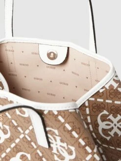 Guess Handtasche Mit Label-Print Modell 'VIKKY' - Weiß -Guesi Bekleidung Geschaft a8o42ji99soj6gpi6t94kgia60oj8ia26or50dqj9sqlciab6p0jccqmakr4gk2j6ss3ce9l6sqlcli79h3jedb26kojaoj2coom8dpkchhm4eb375h38dpm71ijacb2ckrj8oo