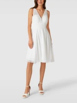 Luxuar Brautkleid In Knielänge Mit Taillenpasse - Offwhite