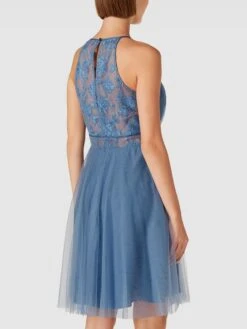 V.M. Cocktailkleid Mit Spitzen-Besatz - Rauchblau -Guesi Bekleidung Geschaft a99l2hija50l4dqiap14qhhl8h4lcgqg9p3jac276ssk4kqk9sp4eh2i7553ekaj6pa4mji3ap43adhh9go32phl71hj8chk6hgjeopk61hm2ohj64r30p9g6kr66dj661ijio8